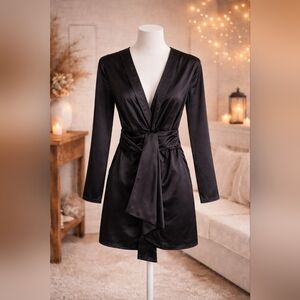 NWT PrettyLittleThing Satin Long Sleeve Drape Detail Plunge Dress Black